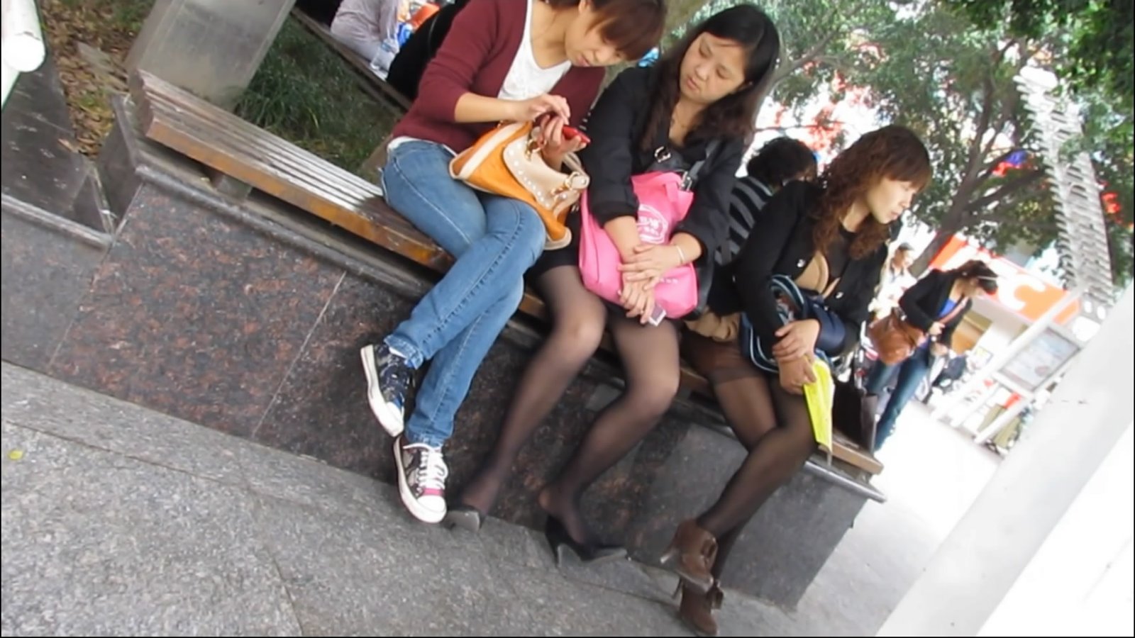 streetsnapshoep[00 00 41][20181209 202849 3]